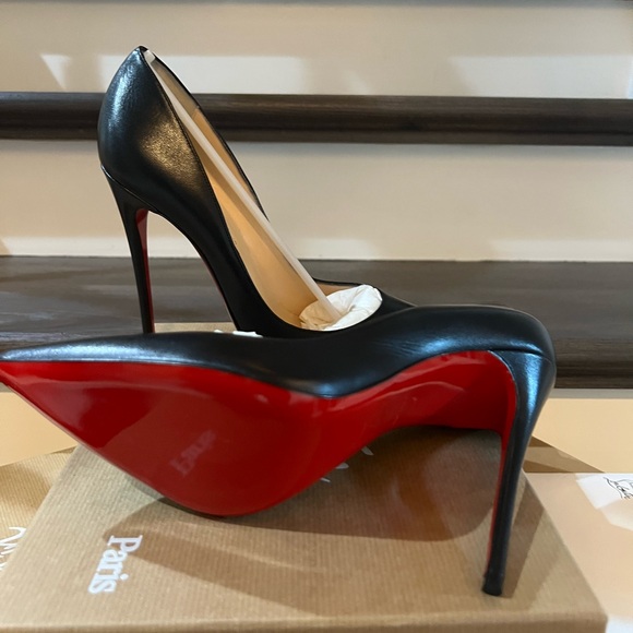 Christian Louboutin So Kate Black Leather Pumps Size 40 - Picture 12 of 14